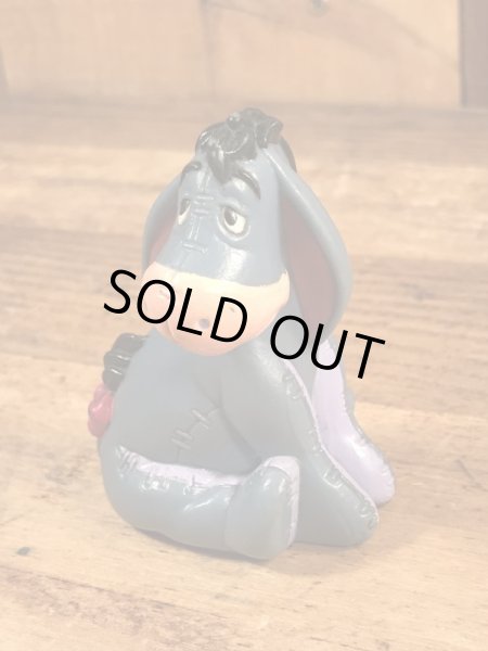 ディズニーのくまのプーさんのイーヨーのヴィンテージのおもちゃ