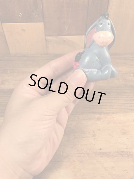 ディズニーのくまのプーさんのイーヨーのヴィンテージのおもちゃ