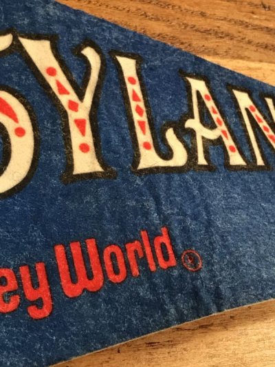 画像3: Walt Disney World “Fantasyland” Pennant　ミッキーマウス　ビンテージ　ペナント　ファンタジーランド　80年代