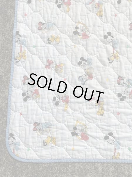 80年代頃のベイビーミッキーマウスのヴィンテージのキルティング生地