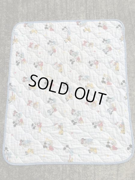 80年代頃のベイビーミッキーマウスのヴィンテージのキルティング生地