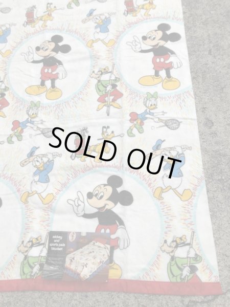 70年代頃のミッキーマウスのビンテージのブランケット
