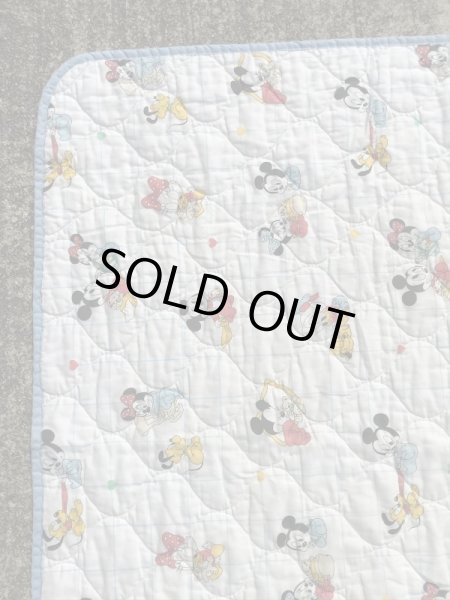 80年代頃のベイビーミッキーマウスのヴィンテージのキルティング生地