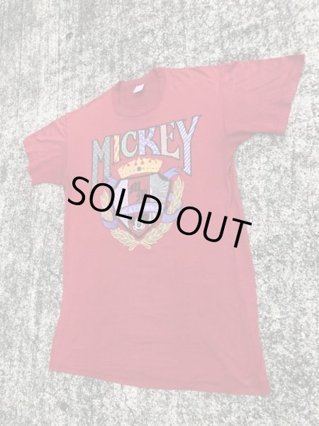 ディズニーのミッキーマウスのビンテージの古着