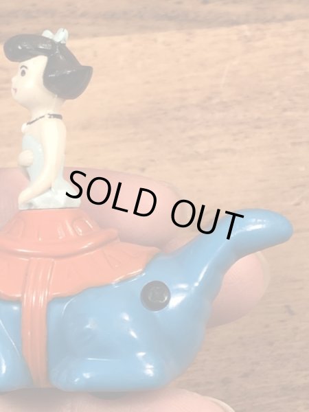 90年代頃のフリントストーンのベティのビンテージのミールトイ