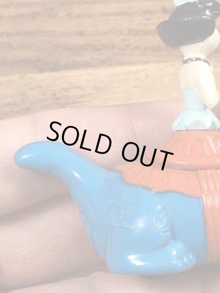 90年代頃のフリントストーンのベティのビンテージのミールトイ