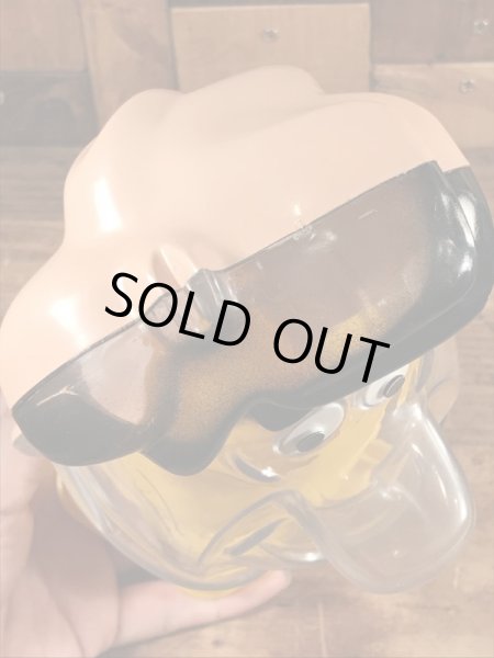 70年代頃のフリントストーンのフレッドのビンテージのガムボールマシン