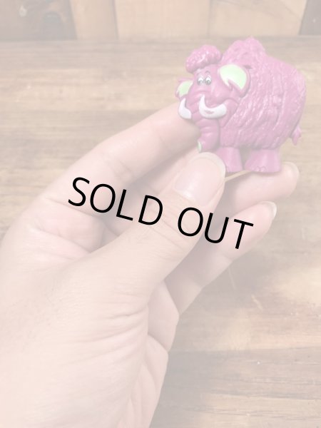 90年代頃のフリントストーンのマンモスのビンテージのPVCフィギュア