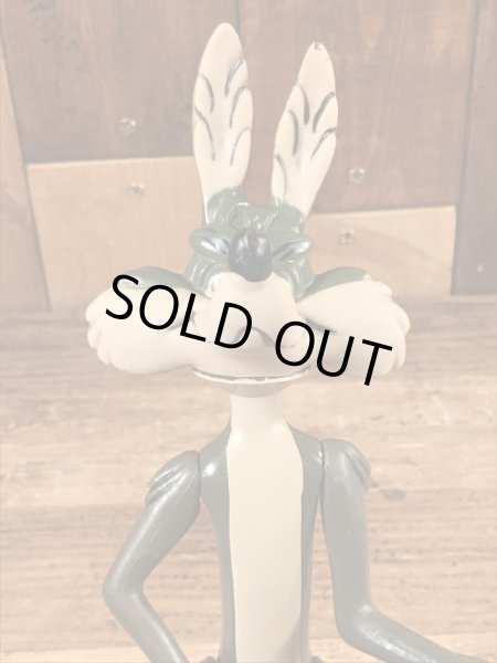 ルーニーテューンズのワイリーコヨーテのビンテージトイ