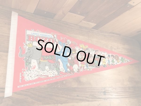 80年代のボゾザクラウンのビンテージのペナント