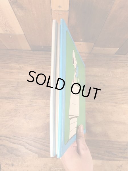 70年代のスヌーピーのビンテージのノートブック