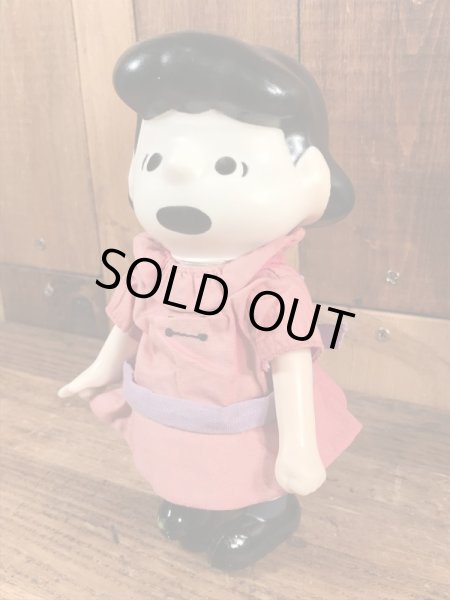 スヌーピーのルーシーのヴィンテージトイ