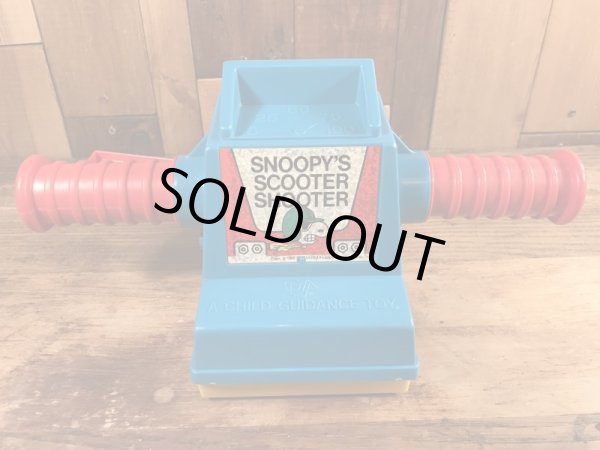 70年代のスヌーピーのビンテージのスクーターシューター