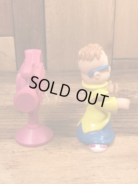 90年代のアルビンとチップマンクスのビンテージのハッピーミールトイ