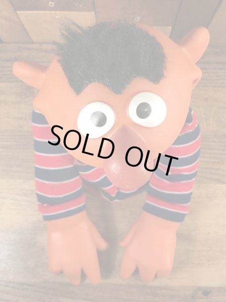 70年代のセサミストリートのアーニーのビンテージのハンドパペットドール