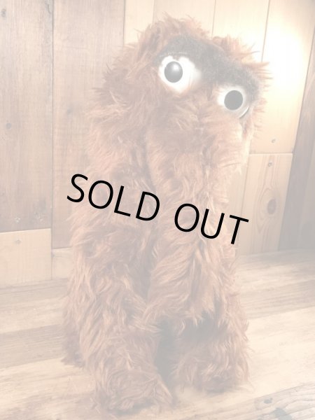 70年代のセサミストリートのスナッフィーのビンテージのぬいぐるみ