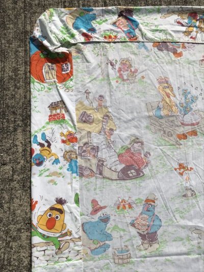 画像2: Sesame Street “Mother Goose” Box Sheet　セサミストリート　ビンテージ　ボックスシーツ　70~80年代