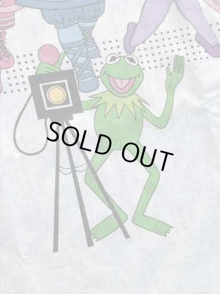 80年代のマペットショウのカーミットとミスピギーのヴィンテージのフラットシーツ