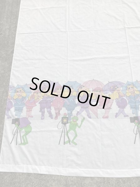 80年代のマペットショウのカーミットとミスピギーのヴィンテージのフラットシーツ