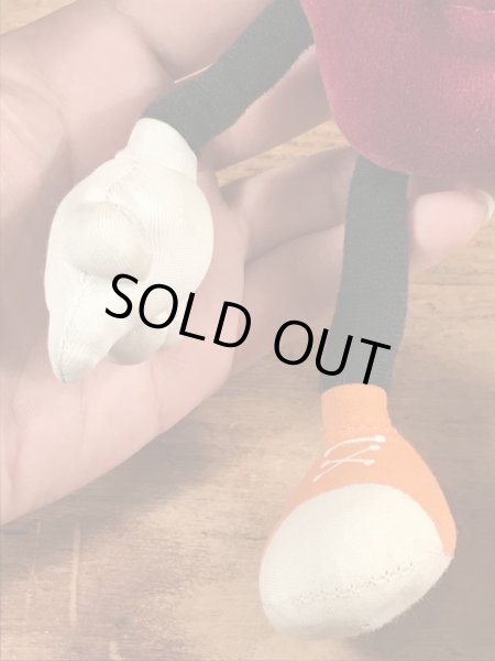 80年代のカリフォルニアレーズンのビンテージのくねくね人形