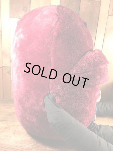 アドバタイジングキャラクターのカリフォルニアレーズンのビンテージトイ