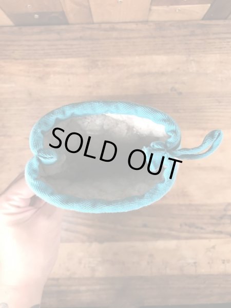 80年代のカリフォルニアレーズンのビンテージのミトン