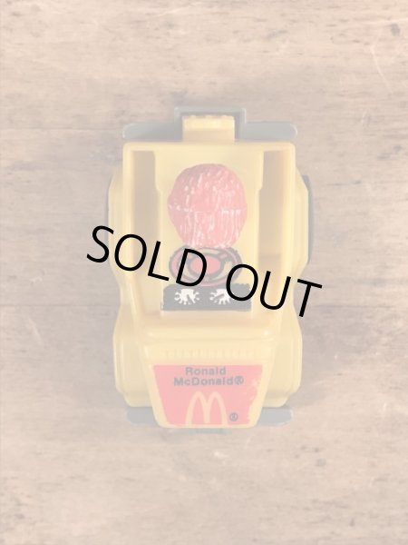 80年代のマクドナルドのロナルドのビンテージのプルバックカー