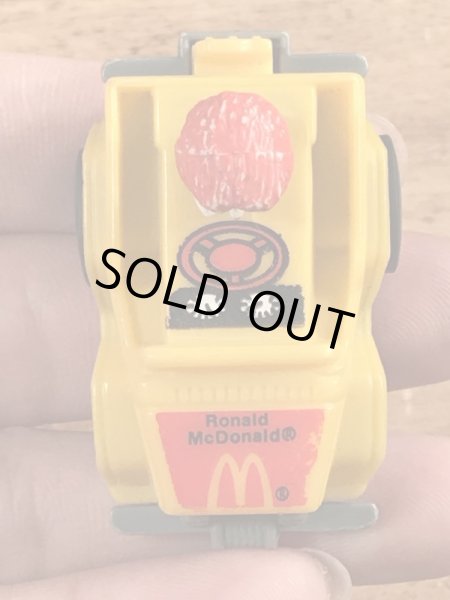 80年代のマクドナルドのロナルドのビンテージのプルバックカー