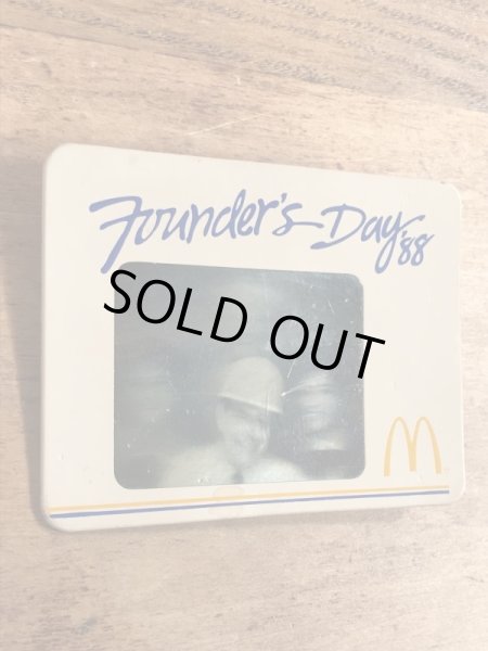 80年代のマクドナルドのビンテージのクルーバッジ