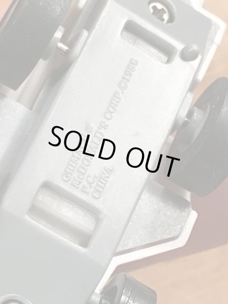 80年代のマクドナルドのグリマスのヴィンテージのプルバックカー