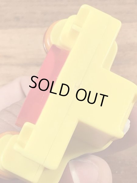 90年代のマクドナルドのハンバーグラーのヴィンテージのハッピーミールトイ