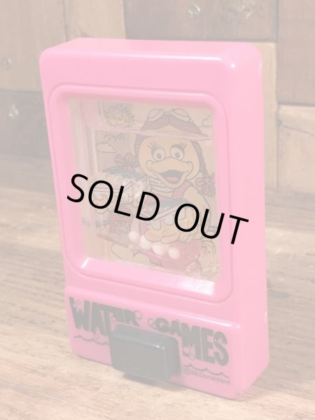 90年代のマクドナルドのバーディのヴィンテージのハッピーミールトイ