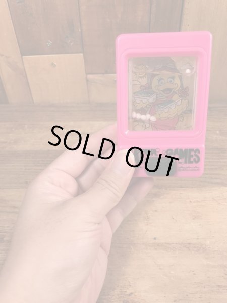 90年代のマクドナルドのバーディのヴィンテージのハッピーミールトイ