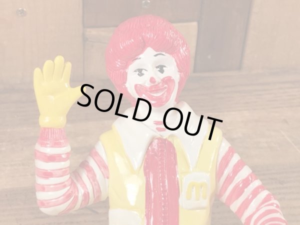 80年代のマクドナルドのロナルドのビンテージのコインバンク