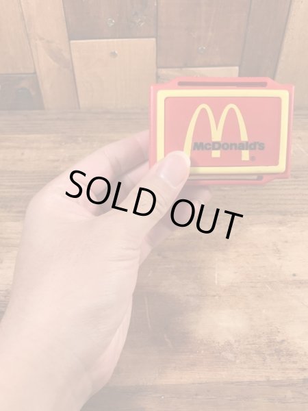 80年代のマクドナルドのビンテージのミニラジオ