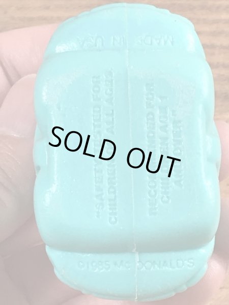 80年代のマクドナルドのグリマスのヴィンテージのハッピーミールトイ