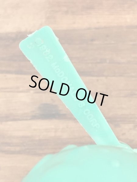 80年代のマクドナルドのビッグマックポリスのビンテージのハッピーミールトイ