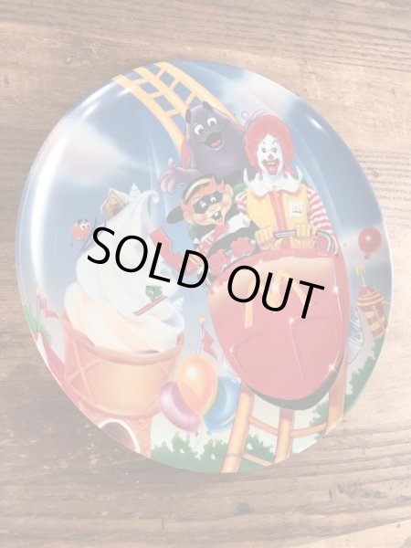 90年代のマクドナルドのビンテージのプラスチックプレート