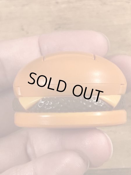 80年代のマクドナルドのニューフードチェンジャブルズのビンテージのハッピーミールトイ