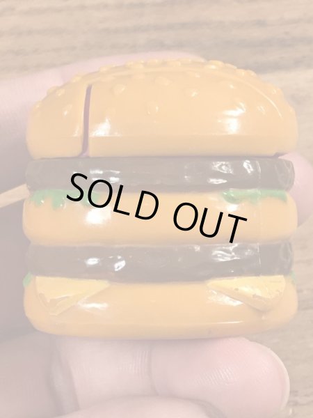 80年代のマクドナルドのニューフードチェンジャブルズのヴィンテージのハッピーミールトイ