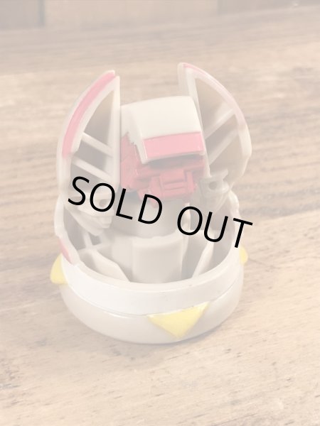 マクドナルドのフードチェンジャブルズのヴィンテージのおもちゃ