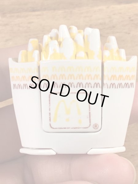 80年代のマクドナルドのニューフードチェンジャブルのビンテージのハッピーミールトイ