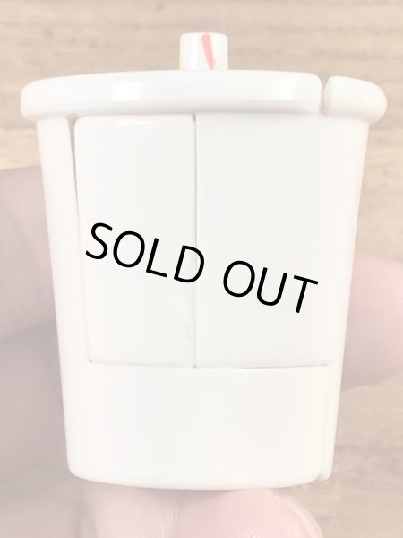 80年代のマクドナルドのニューフードチェンジャブルズのビンテージのハッピーミールトイ