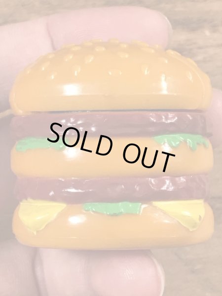 80年代のマクドナルドのフードチェンジャブルズのビンテージのハッピーミールトイ