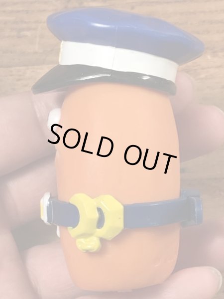 80年代のマクドナルドのマックナゲットバディーズのビンテージのハッピーミールトイ