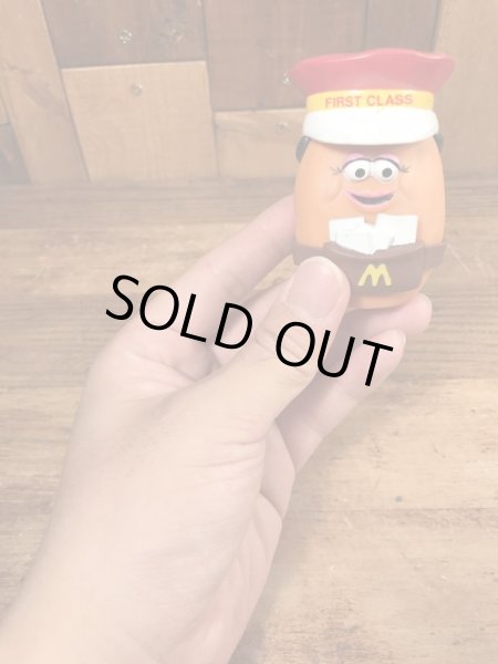 80年代のマクドナルドのマックナゲットバディーズのビンテージのハッピーミールトイ