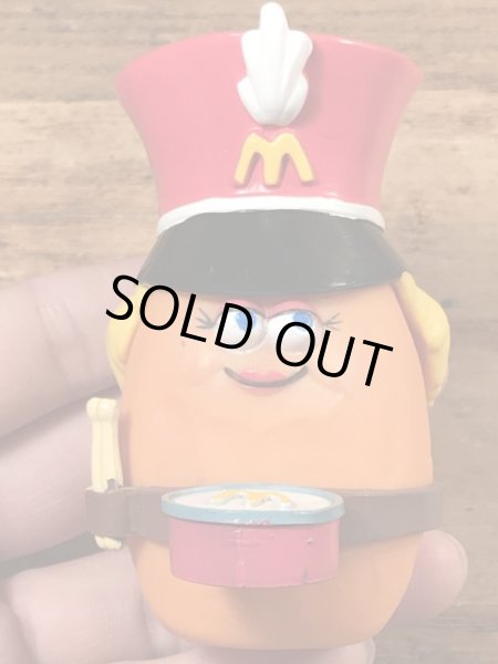 80年代のマクドナルドのマックナゲットバディーズのヴィンテージのハッピーミールトイ