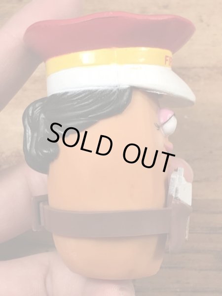 80年代のマクドナルドのマックナゲットバディーズのビンテージのハッピーミールトイ