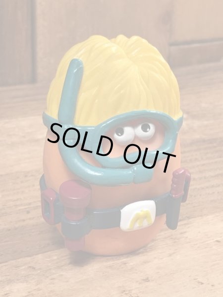 80年代のマクドナルドのマックナゲットバディーズのビンテージのハッピーミールトイ