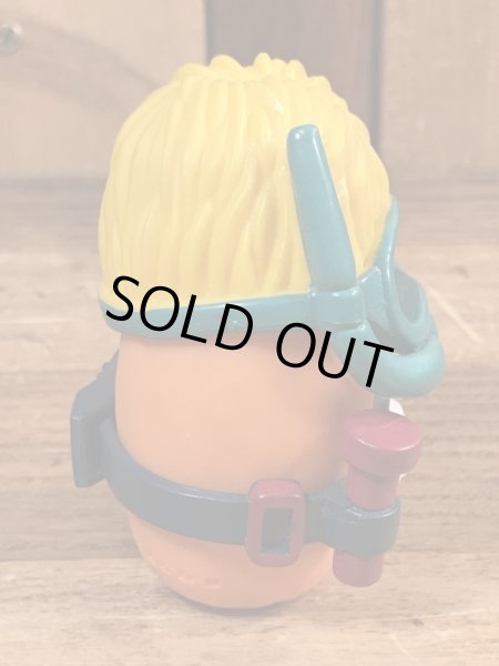 80年代のマクドナルドのマックナゲットバディーズのビンテージのハッピーミールトイ